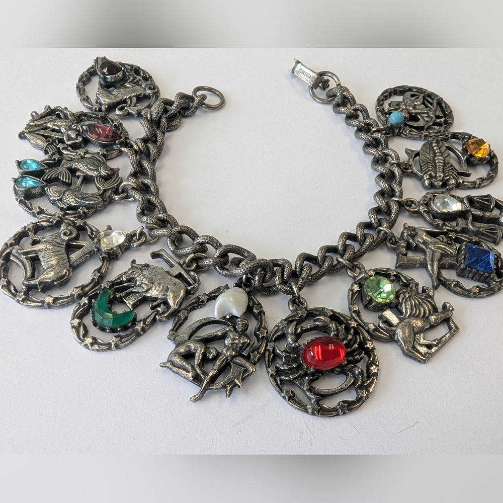VTG FLORENZA SILVER TONE RHINESTONE ZODIAC CHARM BRACELET HEAVY